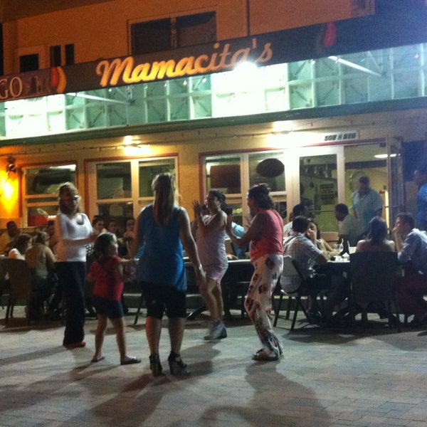 8/10/2013 tarihinde Igor M.ziyaretçi tarafından Mamacita&#39;s Mexican Bar &amp; Grill'de çekilen fotoğraf