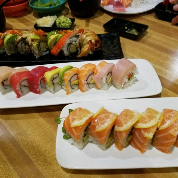 Photo prise au Sushi Ichimoto par Lilybeth L. le4/18/2017