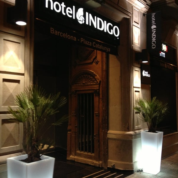 Photo taken at Hotel Indigo Barcelona by Максим У. on 3/16/2013