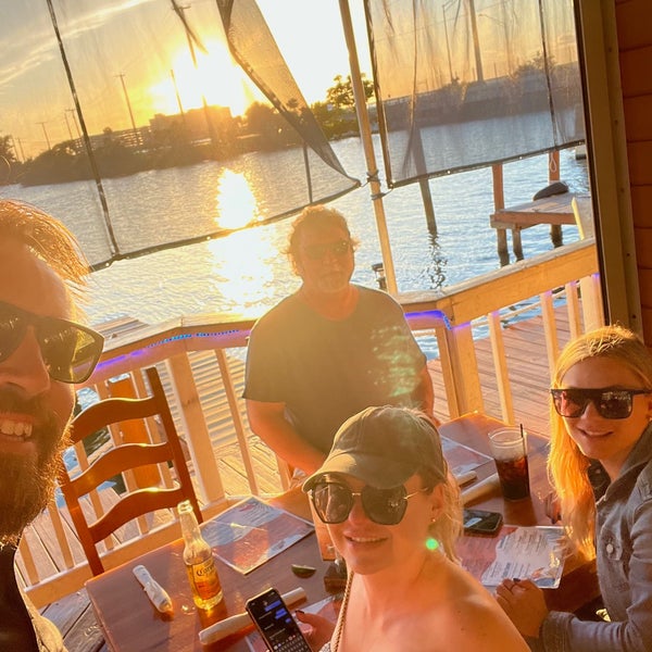 Sunset Waterfront Bar & Grill Seafood Restaurant