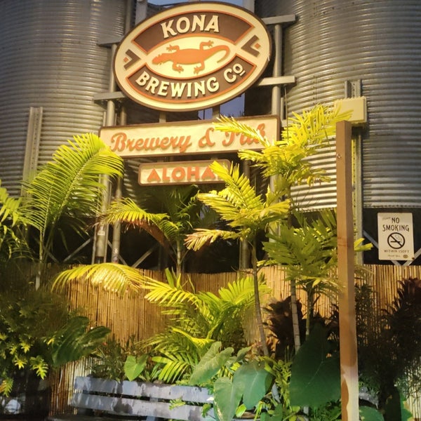 9/18/2023 tarihinde Samantha B.ziyaretçi tarafından Kona Brewing Co. &amp; Brewpub'de çekilen fotoğraf