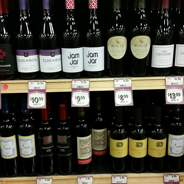 Sprouts Farmers Market 21821 Ventura Blvd