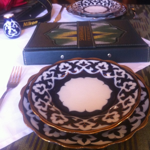 5/4/2013にKareem B.がRestaurant &quot;Samarkand&quot;で撮った写真