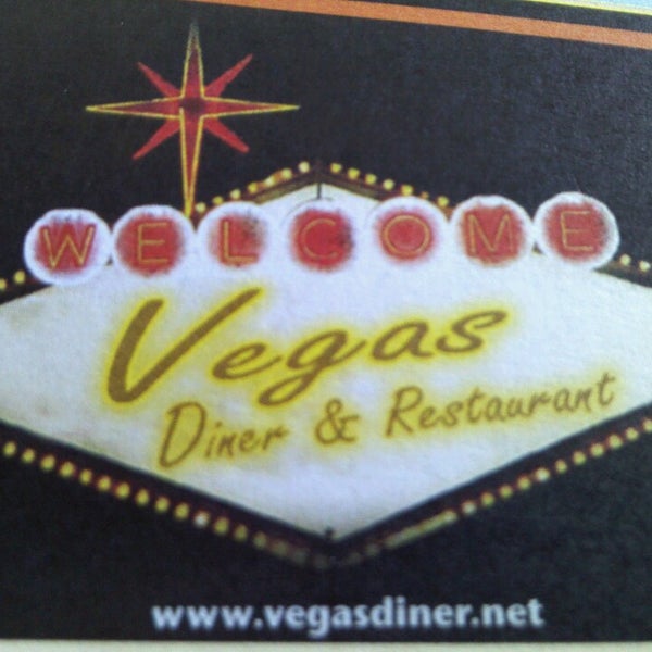Das Foto wurde bei Vegas Diner &amp; Restaurant von Matthew C. am 4/27/2013 aufgenommen