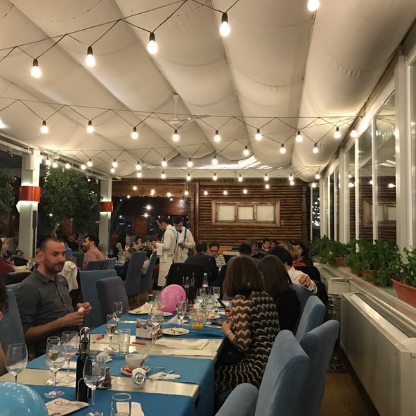 Great view and location, friendly staff. Great for a lively evening. Traditional folk music, fresh fish, carp, seabass, catfish, seafood, also romanian traditional dishes.
