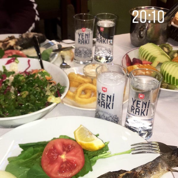 Foto scattata a Degüstasyon Restaurant da Gül Y. il 4/25/2019
