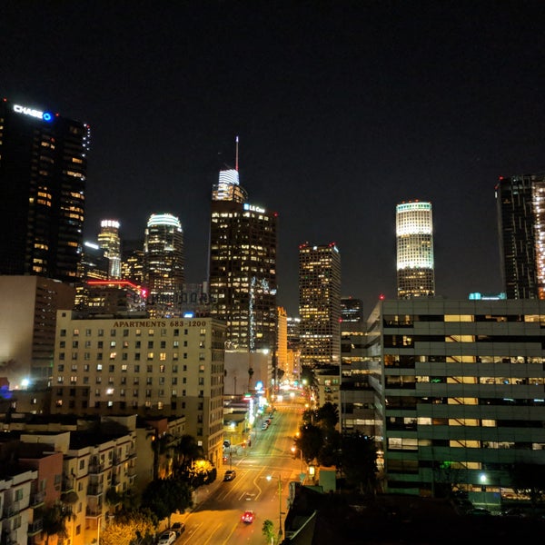 2/8/2018 tarihinde Scott K.ziyaretçi tarafından The Mayfair Hotel Los Angeles'de çekilen fotoğraf