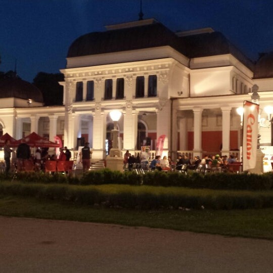 5/21/2014 tarihinde Calin L.ziyaretçi tarafından Casino Centru de Cultură Urbană'de çekilen fotoğraf