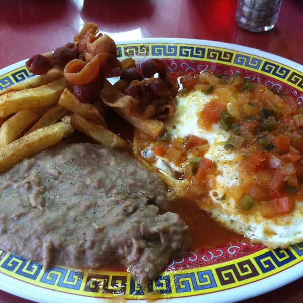 Photo taken at Los Dos Amigos by Michael F. on 3/27/2014