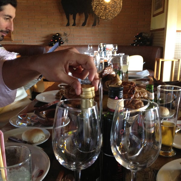 4/30/2013 tarihinde Francisco G.ziyaretçi tarafından Restaurante Los Ganaderos'de çekilen fotoğraf