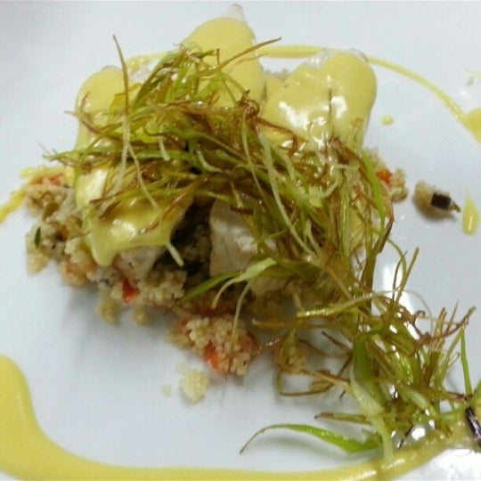 รูปภาพถ่ายที่ Instituto Gastronómico Cuisine Art, C.A โดย Esther D. เมื่อ 4/7/2013
