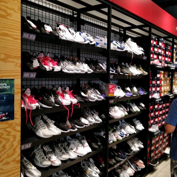 Photos A Adidas 酒々井町 117 Visiteurs Photos A Adidas 酒々井町 117 Visiteurs