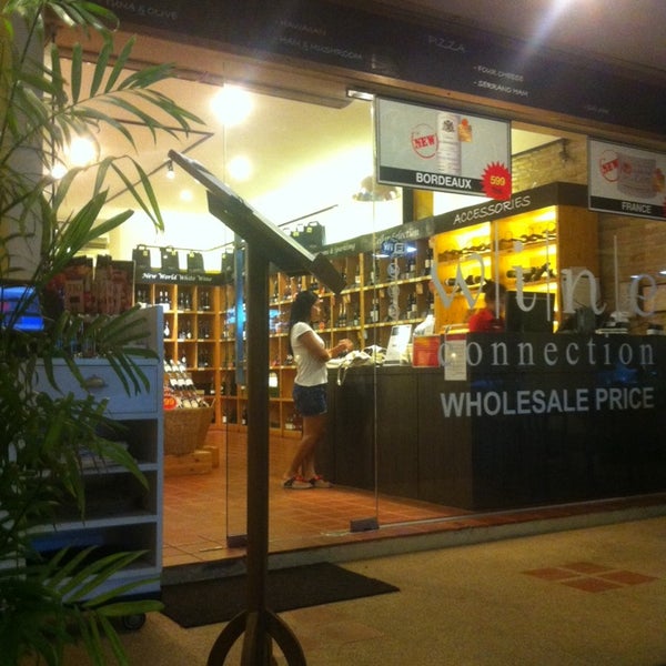 Wine connection брянск ресторан. Wine connection брянск. Алко плаза велозаводская 6. Алко плаза велозаводская 6. Wine connection набережная ул 16.