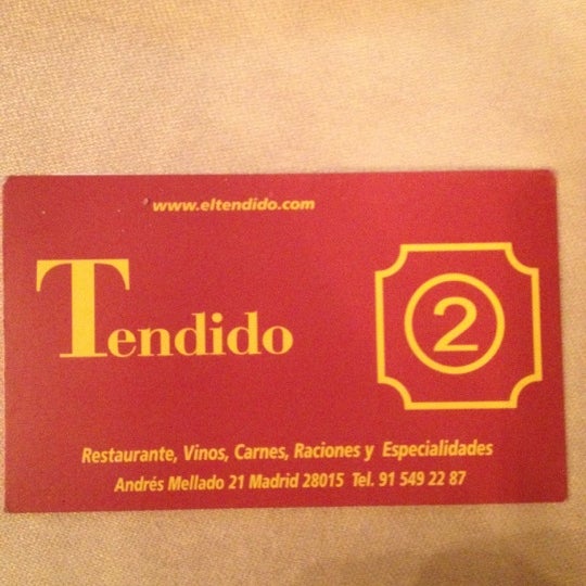 รูปภาพถ่ายที่ El Nuevo Tendido 2 โดย Pedro A. G. เมื่อ 12/12/2012