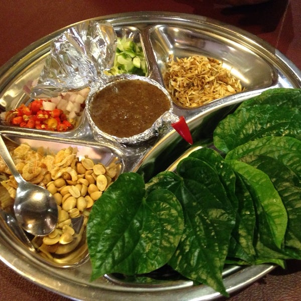 7/20/2014 tarihinde Pa T.ziyaretçi tarafından Chokdee Thai Cuisine'de çekilen fotoğraf