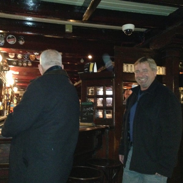 2/13/2013 tarihinde David H.ziyaretçi tarafından Scotia Bar'de çekilen fotoğraf