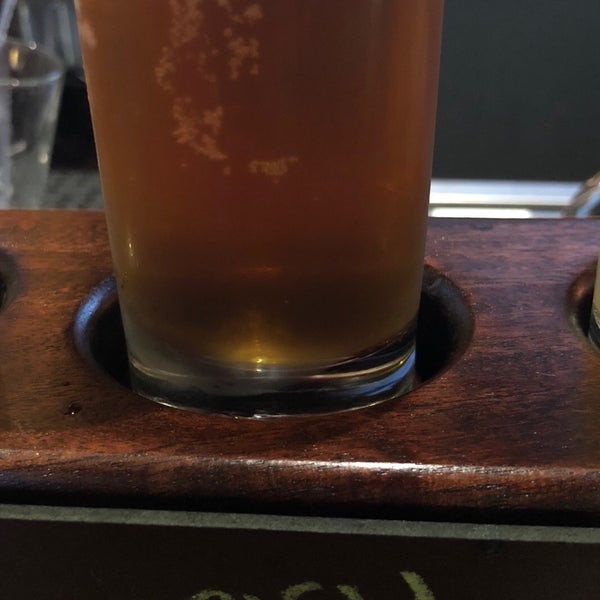 Foto tirada no(a) Hops Brewery por Stu L. em 7/18/2018