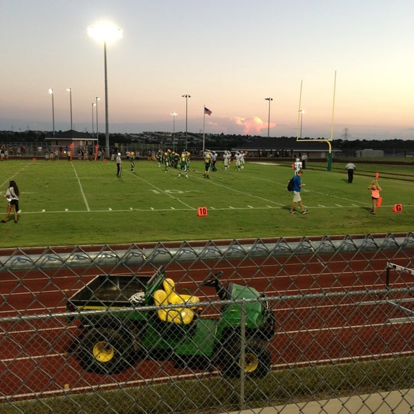 Photos at Lake Minneola High School 3 tips from 237 visitors