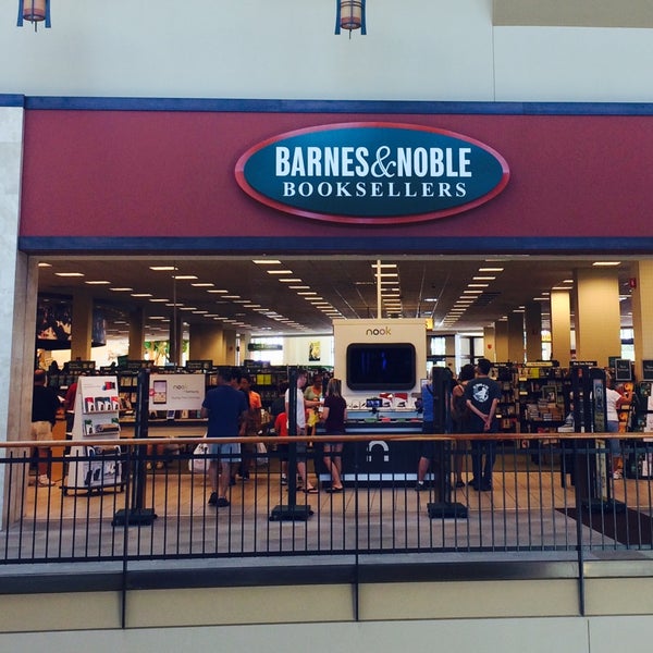 Barnes & Noble West Des Moines, IA