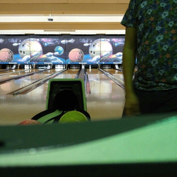 Woodbridge Bowl Bowling Alley