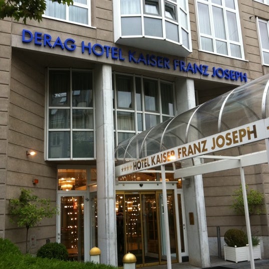 Foto tirada no(a) Living Hotel Kaiser Franz Joseph por Cherry S. em 10/11/2011