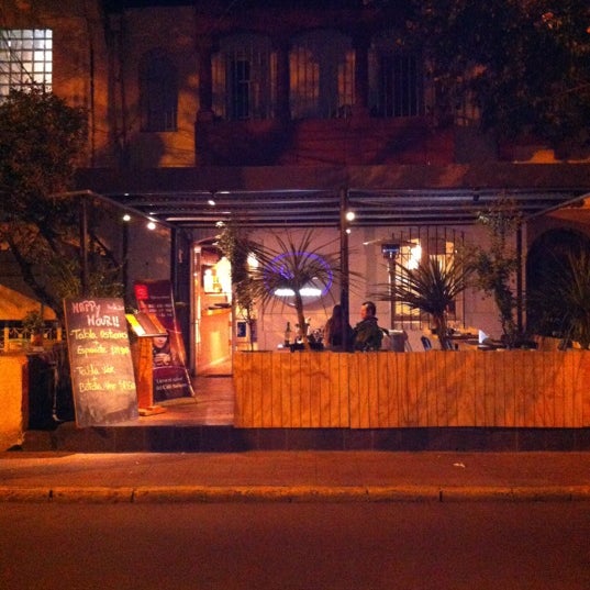 Foto tomada en Módena Restaurant &amp; Bar  por Erika A. el 9/7/2012
