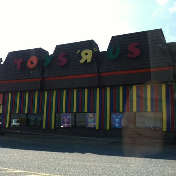 Toys"R"Us (Now Closed) Toy Store in Montgomery