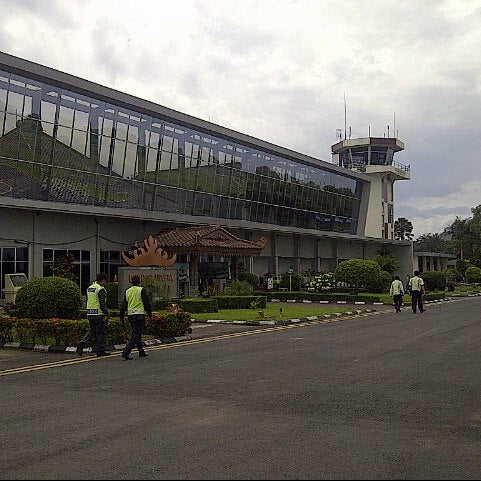 Bandar Udara Radin Inten II TKG Jl H Alamsyah Ratu 