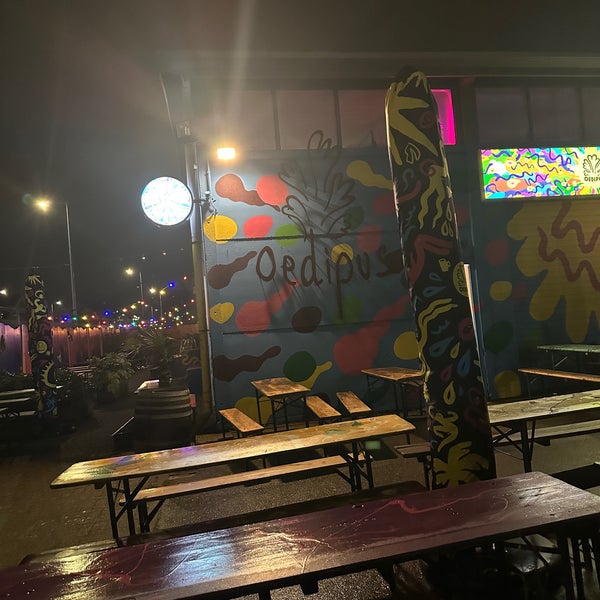 Das Foto wurde bei Oedipus Taproom von Steven 🤠 am 2/29/2024 aufgenommen