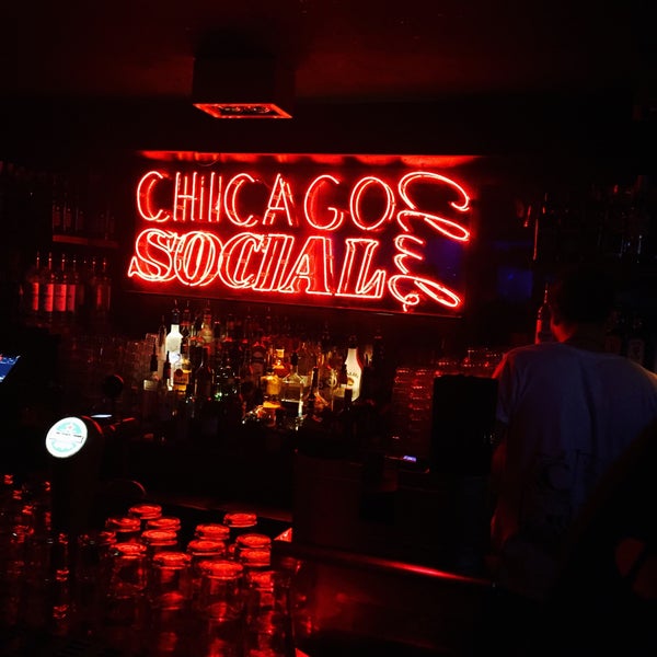 4/16/2017 tarihinde Steven 🤠ziyaretçi tarafından Chicago Social Club'de çekilen fotoğraf