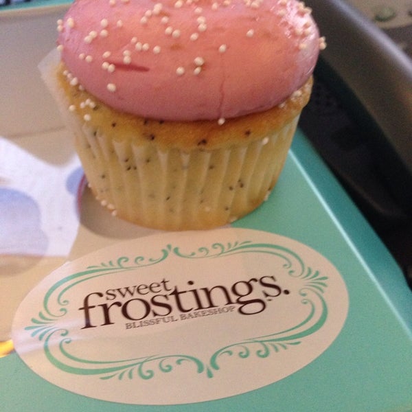Sweet Frostings Blissful Cupcake Shop in Riverside