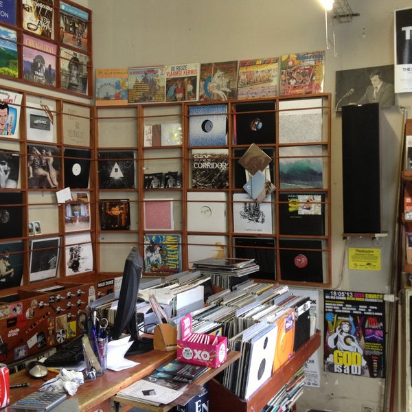 gaben Undvigende lejr Doctor Vinyl - Record Shop in Dansaert