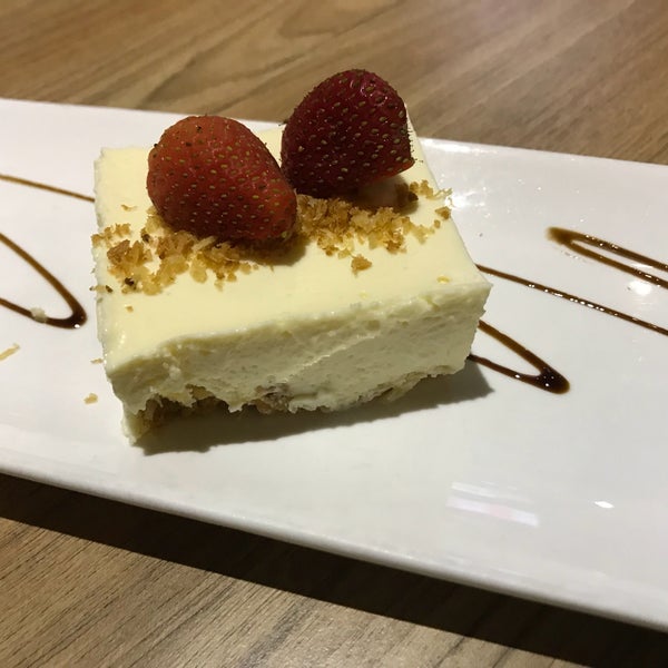 Wanted to have wagyu beef but out of stock 😣 anyway tofu cheesecake is good