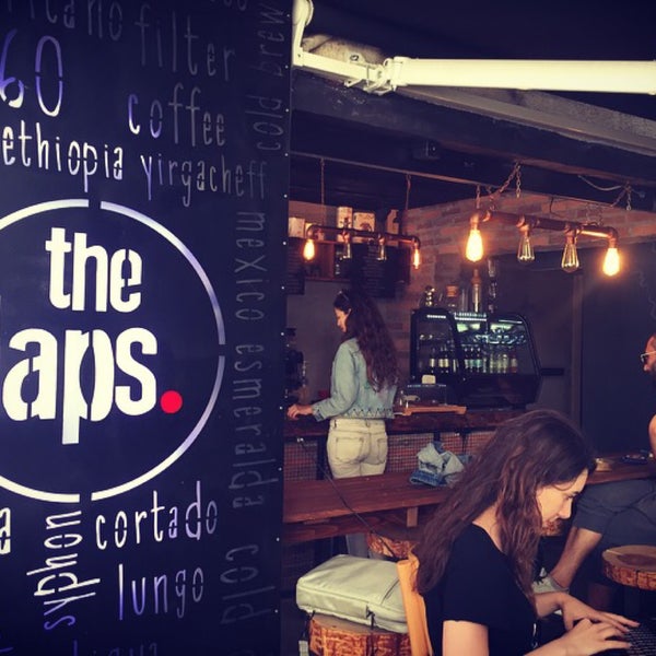 5/16/2016에 Gokhan P.님이 The Laps - 3rd Wave Coffee Shop &amp; Roastery에서 찍은 사진