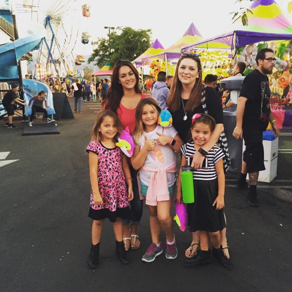 Simi Valley Town Center Shopping Mall in Simi Valley