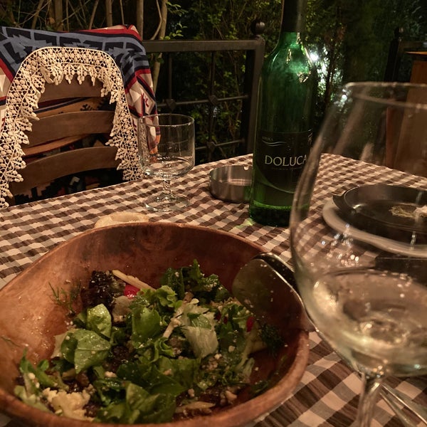 Foto diambil di Yalı Restaurant oleh Cem Burak S. pada 8/30/2020