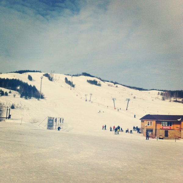 Снимок сделан в Хвалынский горнолыжный курорт пользователем Жанна Е. 2/18/2013