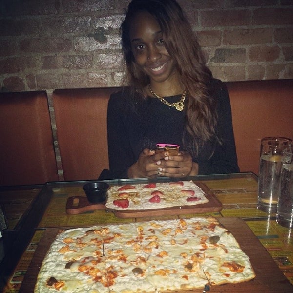 Photo prise au La Tarte Flambee par Tiff O. le3/29/2014