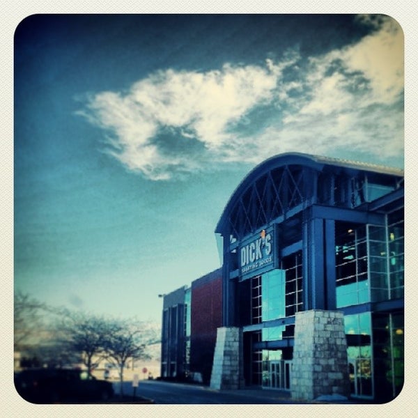 Photos at DICK'S Sporting Goods Sporting Goods Shop in Indianapolis