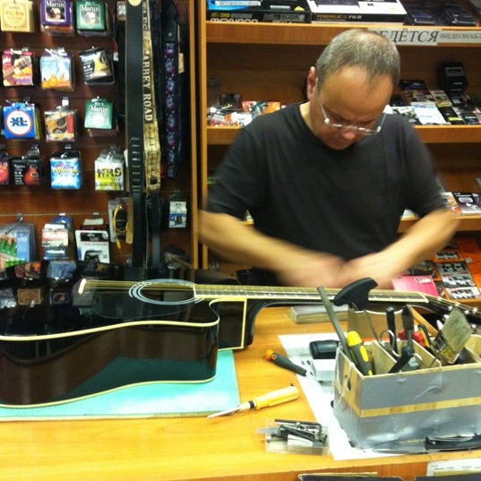 музыкальный магазин на бассейной. поп мьюзик санкт петербург бассейная улица. студия музыкальная спб. Pop music магазин музыкальных инструментов. поп мьюзик санкт петербург бассейная улица.