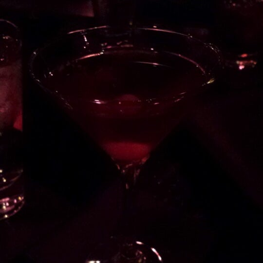 Foto scattata a Nicky Blaine&#39;s Cocktail Lounge da anthony d. il 3/20/2014
