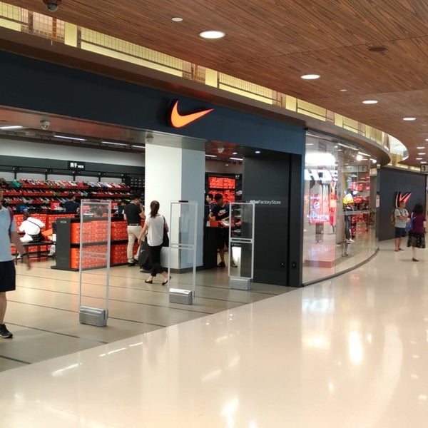 Nike Factory Store - 杏花邨 - 1 tip 