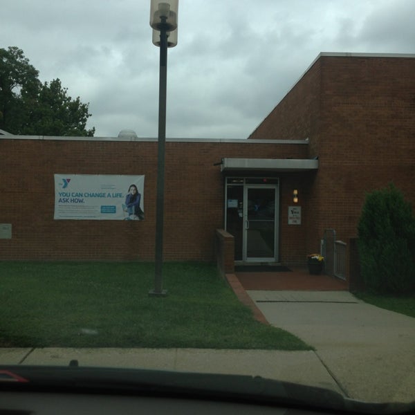 Photos at YMCA Arlington Tennis and Squash Center Tennis Court in