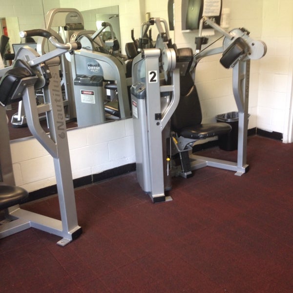 Photos at YMCA Arlington Tennis and Squash Center Tennis Court in