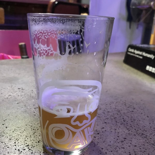 Photo taken at OAK Wine and Craft Beer by Ruslan D. on 10/21/2019
