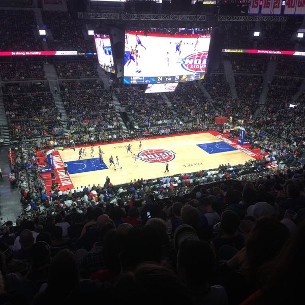 Foto scattata a The Palace of Auburn Hills da Ronald V. il 12/24/2016