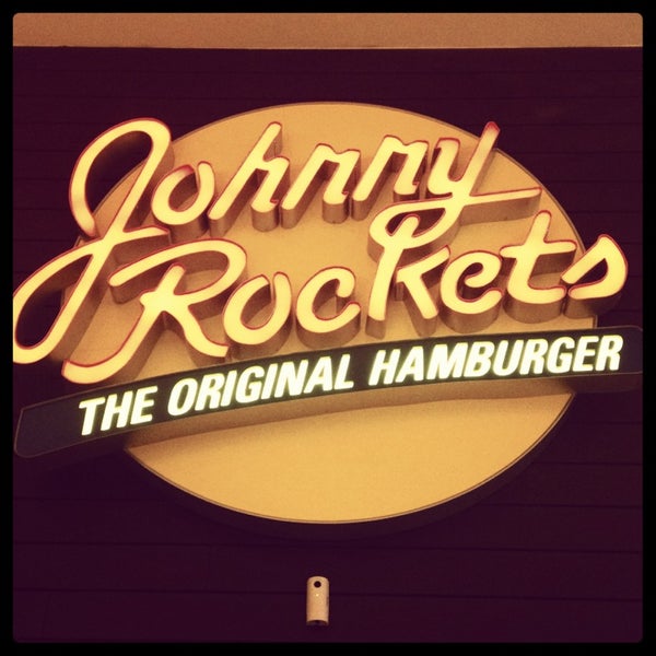 Foto tirada no(a) Johnny Rockets por Miguel V. em 10/4/2013