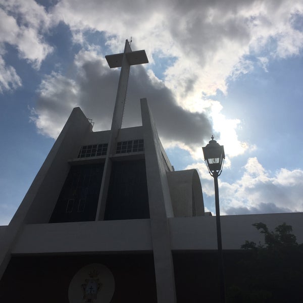 Iglesia de Nuestra Señora de Fátima - 97 visitors