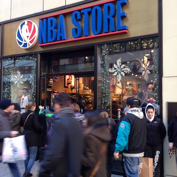 NBA Store: New York City Sporting Goods & Apparel Store, Midtown East
