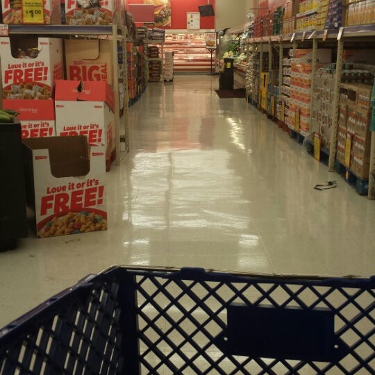 SaveALot Grocery Store in Juniata Park Feltonville